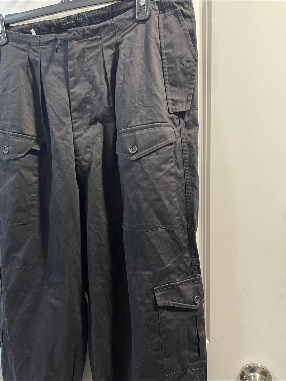Men's Black Cargo Pants - Casual Utility Style - Picture 4 of 6
